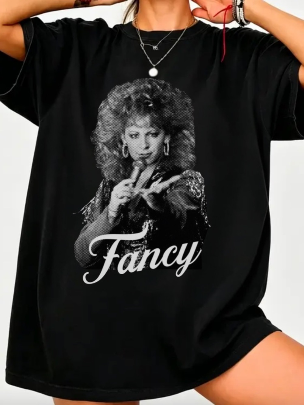 Gildan Black Fancy Graphic Tee, Retro Vintage T-Shirt